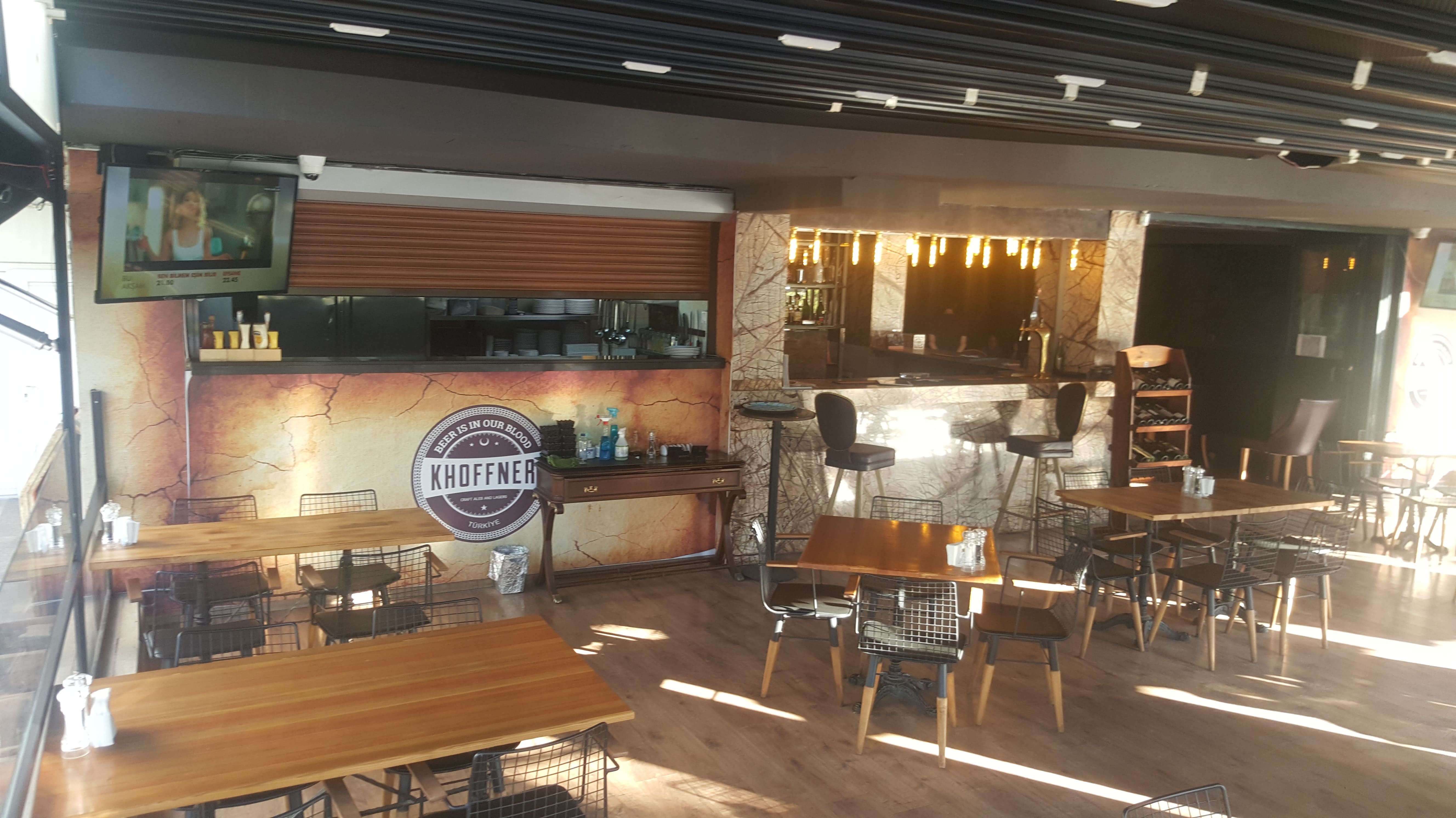 Khoffner Brewery Pub Lara 3